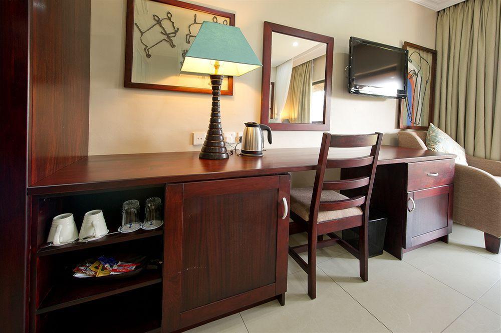 Hotel Azambezi River