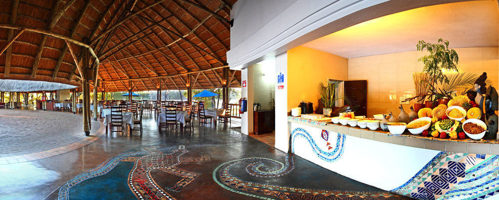 Hotel Azambezi River 4*
