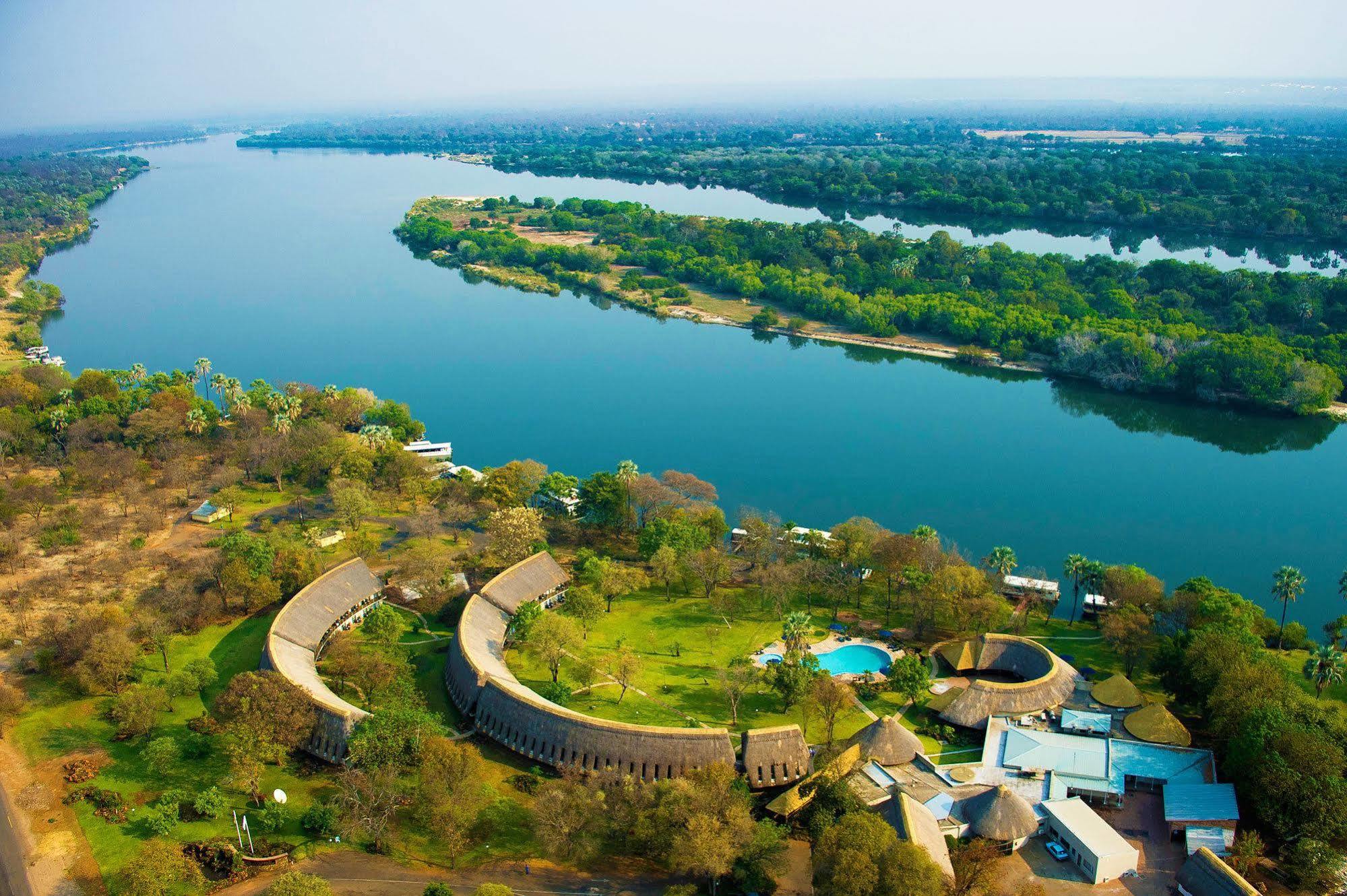 Azambezi River Hotel Victoria Falls